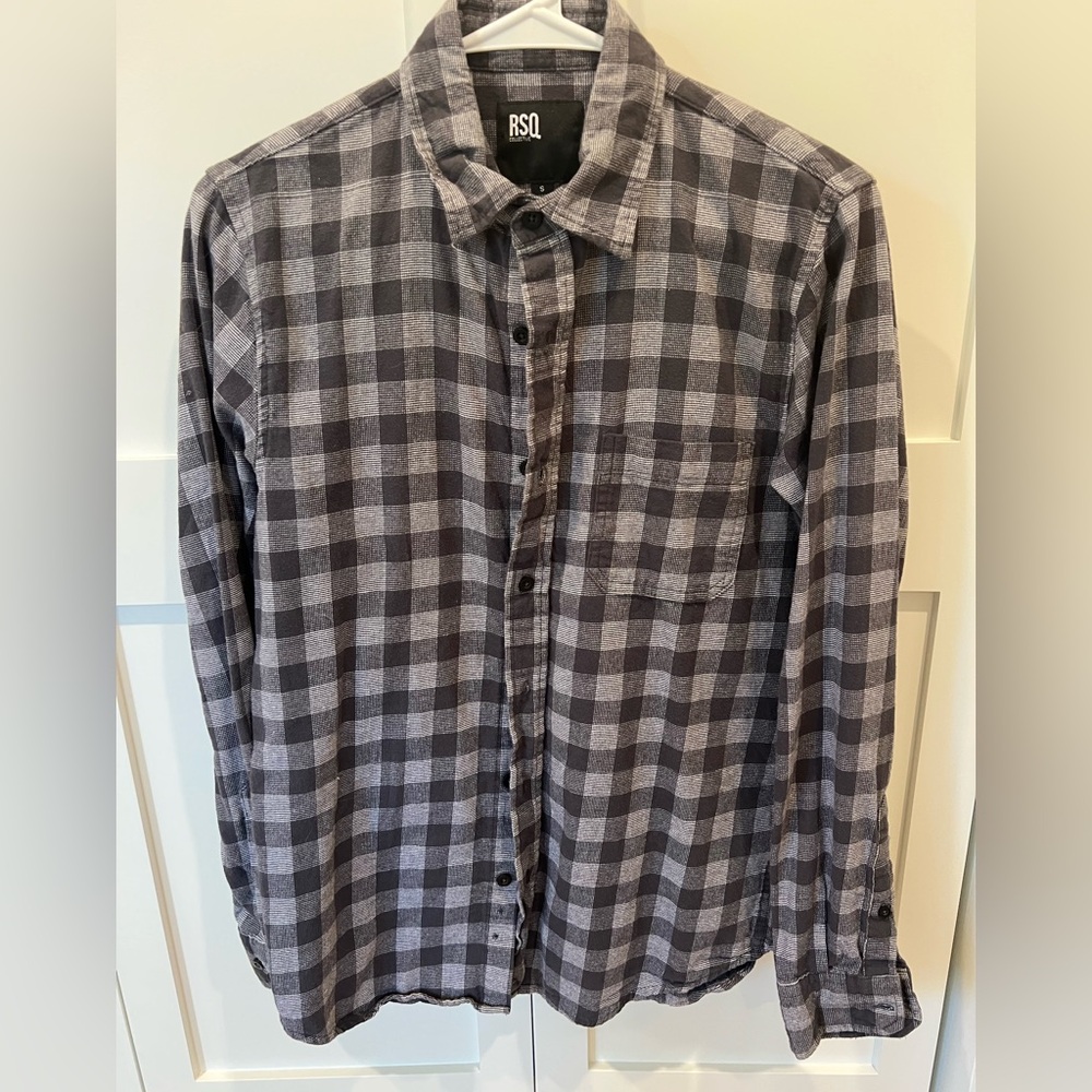 RSQ Black and Gray Soft Plaid Men's Shirt Size Small